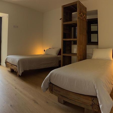Bed and Breakfast Le Moulin Du Guy, Proche Du Puy Dufou Chanverrie Exterior foto